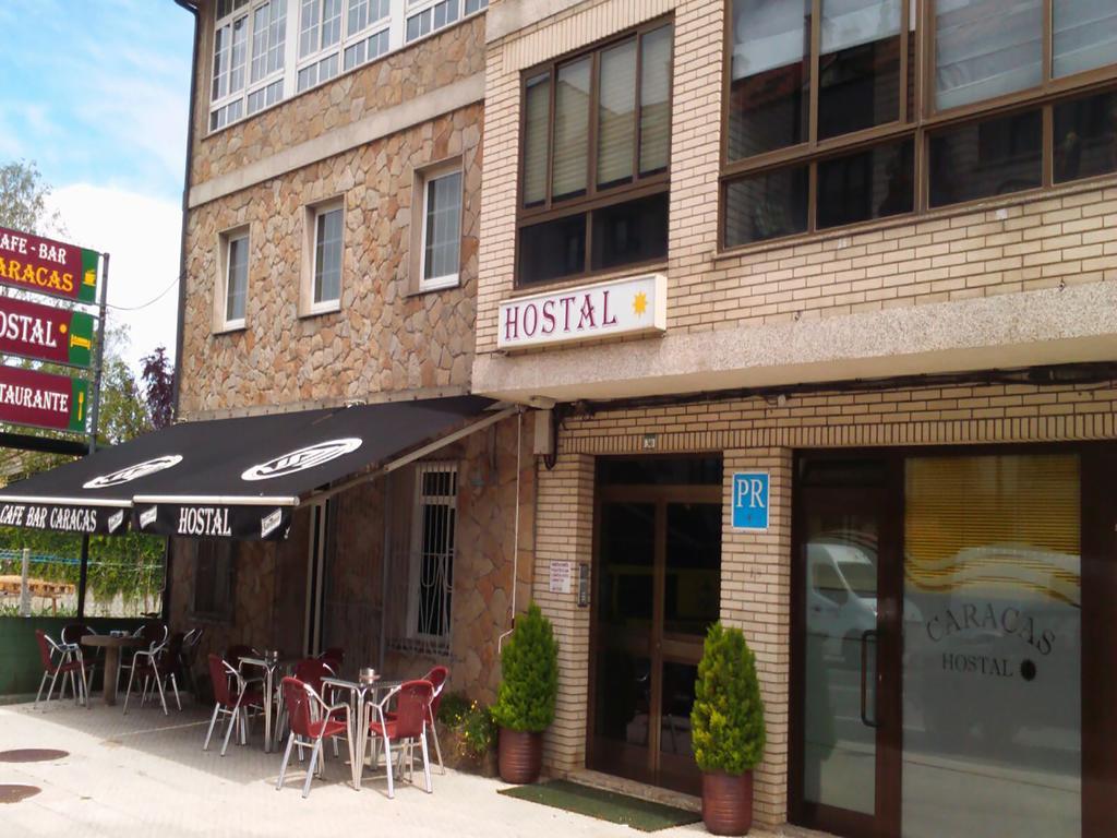 Hostal Caracas Lalin Bagian luar foto
